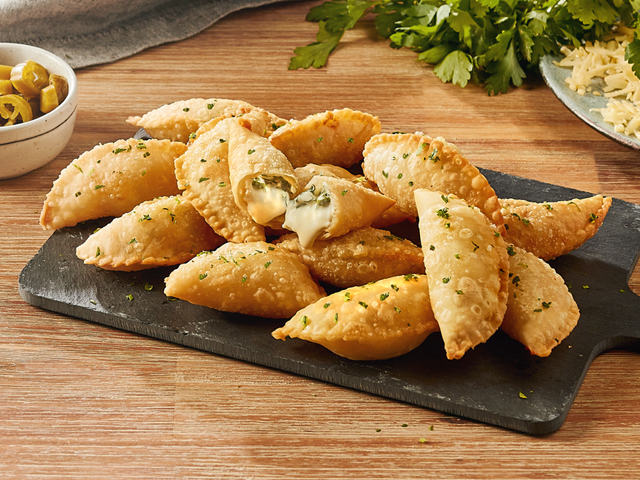 Sambosa Stuffed with Cheddar and Vegetables